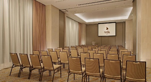 Seda Bonifacio Global City - Multiple Use Hotel image 17